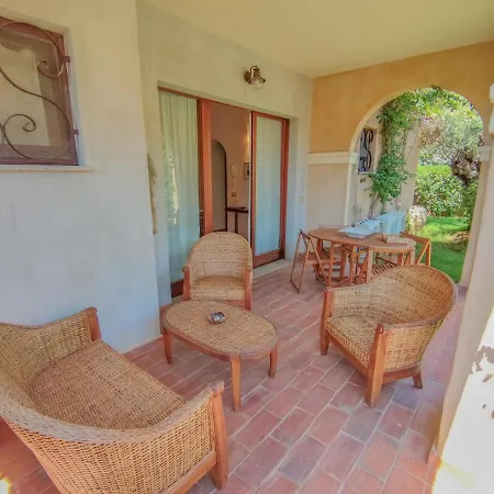 Domu Cannuja Villasimius