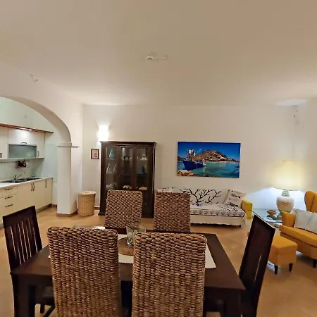 Domu Cannuja Apartment *